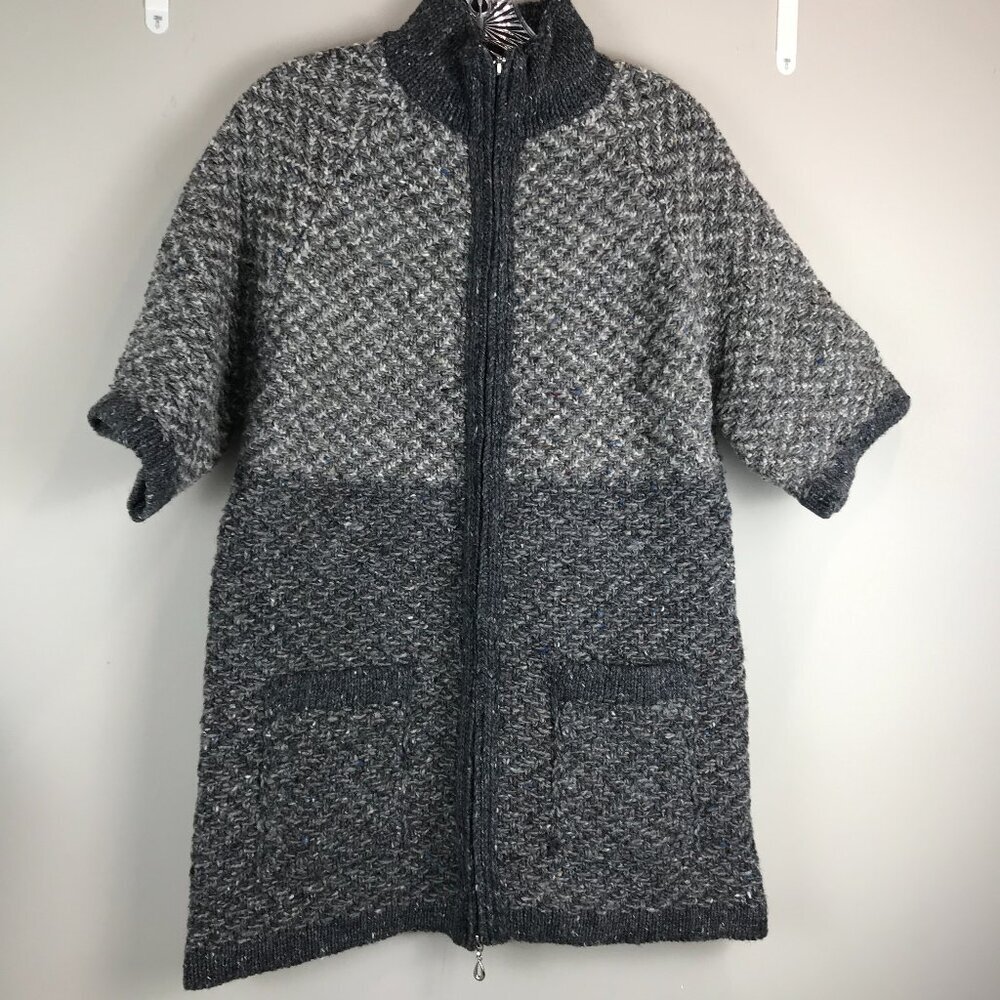 Women's Innis Crafts 100% Wool Full zip Gray Sweater Size M